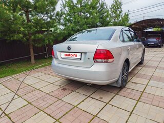 2014 Volkswagen Polo V, серебристый, 910000 рублей, вид 3