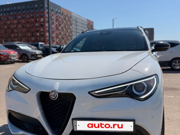 2022 Alfa Romeo Stelvio I Рестайлинг, белый, 3700000 рублей - вид 25