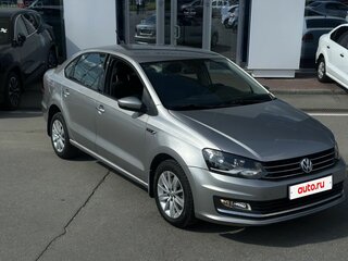 2017 Volkswagen Polo V Рестайлинг, серебристый, 1200000 рублей, вид 2