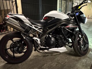 2019 Triumph Speed Triple, белый, 900000 рублей, вид 3
