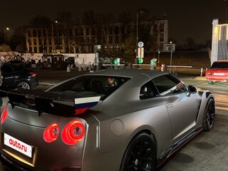 2013 Nissan GT-R I Рестайлинг 2, серебристый, 12500000 рублей, вид 3