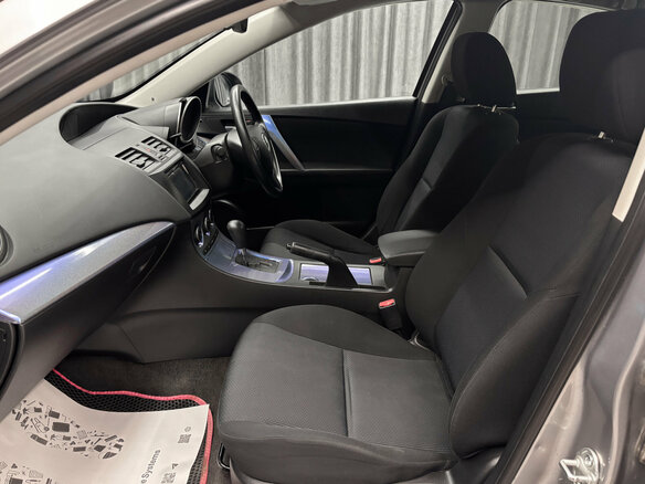 2010 Mazda Axela II, серый, 849000 рублей - вид 11