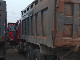 2022 Shacman (Shaanxi) SX3254, красный, 3697000 рублей, вид 5