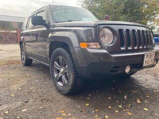 2015 Jeep Liberty (Patriot), серый, 2500000 рублей, вид 1