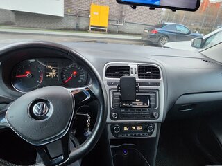 2015 Volkswagen Polo V Рестайлинг, серебристый, 1150000 рублей, вид 5