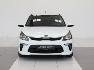 2020 Kia Rio IV, белый, 1178000 рублей, вид 2