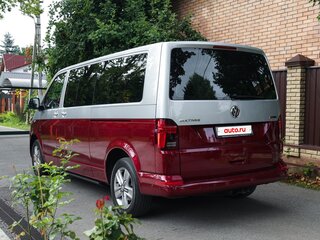 2021 Volkswagen Multivan Long T6 Рестайлинг, красный, 7500000 рублей, вид 4