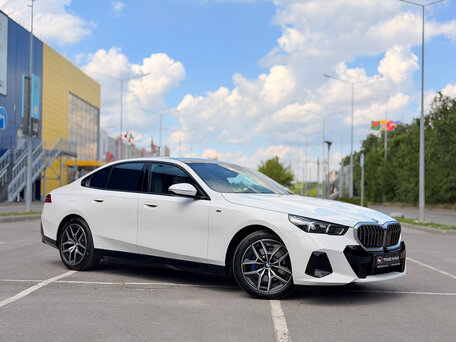 BMW 5 серии VIII (G60/G61/G68)