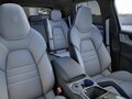 2026 Porsche Cayenne III Рестайлинг, серый, 22345520 рублей - вид 2