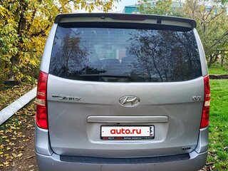2011 Hyundai Grand Starex I, серый, 1660000 рублей, вид 4
