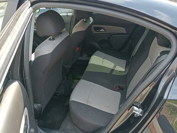 2012 Chevrolet Cruze I, чёрный, 470000 рублей - вид 5