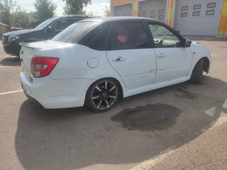 2017 Lada (ВАЗ) Granta Sport I, белый, 695000 рублей, вид 4