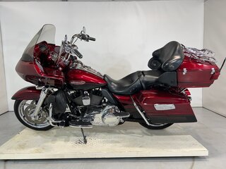 2011 Harley-Davidson CVO Road Glide, пурпурный, 910000 рублей, вид 2