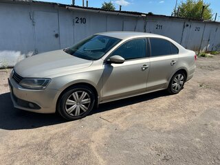 2013 Volkswagen Jetta VI, бежевый, 1100000 рублей, вид 1
