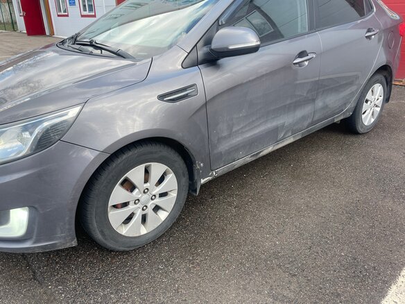2012 Kia Rio 4-speed III, серый, 700000 рублей - вид 5