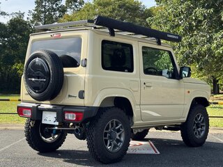 2022 Suzuki Jimny Kei car IV, бежевый, 1215000 рублей, вид 3