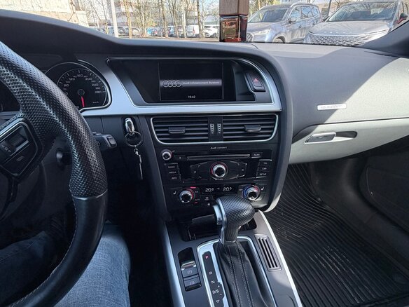 2015 Audi A5 I (8T) Рестайлинг, белый, 2550000 рублей - вид 13