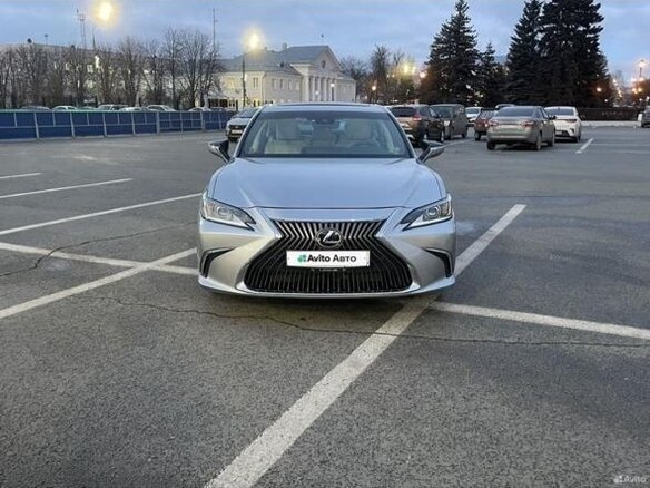 2024 Lexus ES 300h VII Рестайлинг, серый, 5500000 рублей - вид 17