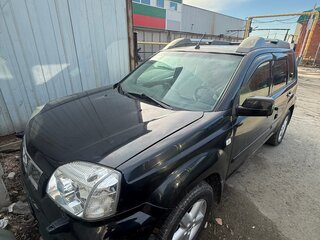 2004 Nissan X-Trail I Рестайлинг, чёрный, 600000 рублей, вид 1
