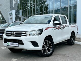 2021 Toyota Hilux VIII Рестайлинг 2, белый, 2770000 рублей, вид 1