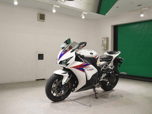 2012 Honda CBR 1000 RR/RA Fireblade, белый, 980000 рублей - вид 4