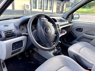 2005 Renault Symbol I Рестайлинг, белый, 229000 рублей, вид 4