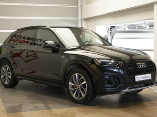 2024 Audi Q5 L 40 TFSI II (FY) Рестайлинг, чёрный, 4490000 рублей, вид 3