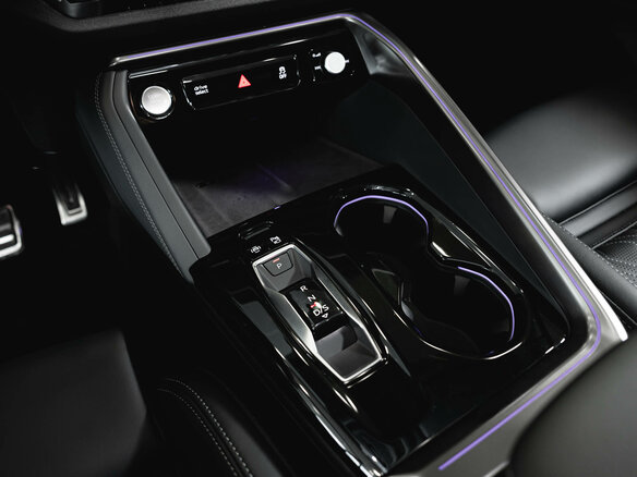 2026 Audi Q5 L III (GU), чёрный, 6600000 рублей - вид 18