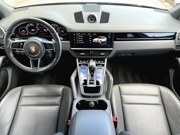 2021 Porsche Cayenne III, серый, 7390000 рублей - вид 36