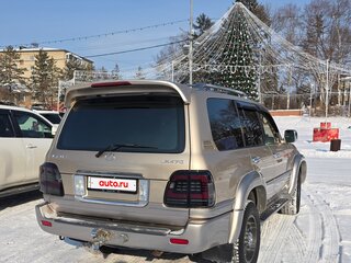 2001 Lexus LX 470 II, золотистый, 2050000 рублей, вид 4