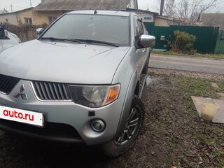 2008 Mitsubishi L200 IV, серебристый, 1750000 рублей, вид 2