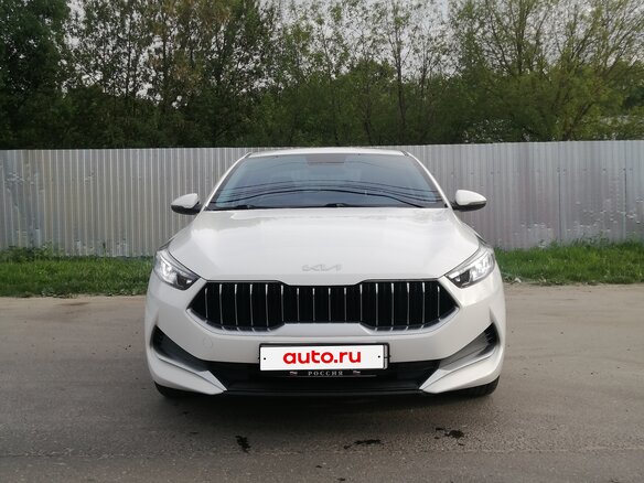 2022 Kia K3 II (China Market), белый, 2250000 рублей - вид 2