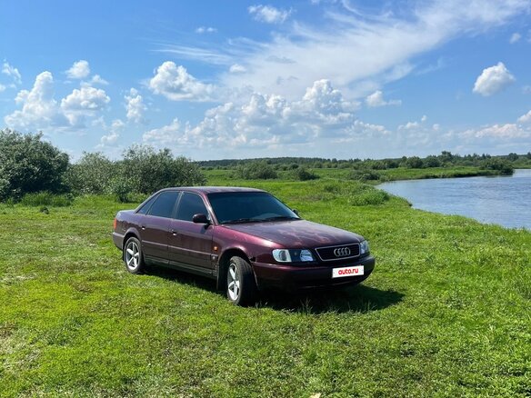 1995 Audi A6 I (C4), пурпурный, 270000 рублей