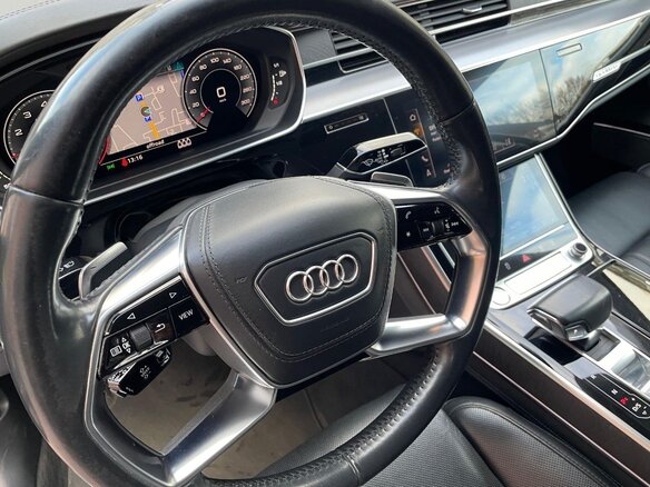 2018 Audi A8 55 TFSI IV (D5), чёрный, 4490000 рублей - вид 12