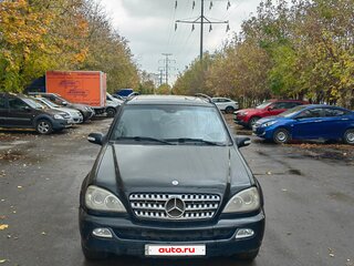 2002 Mercedes-Benz M-Класс 500 I (W163) Рестайлинг, чёрный, 550000 рублей, вид 1