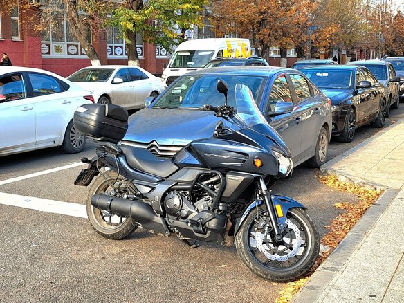 2016 Honda CTX 700, синий, 600000 рублей - вид 18