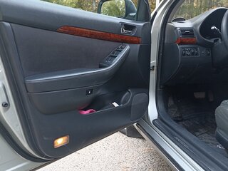 2004 Toyota Avensis II, серый, 560000 рублей, вид 3