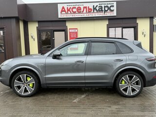 2019 Porsche Cayenne E-Hybrid III, серый, 5900000 рублей, вид 2