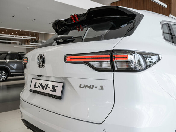 2025 Changan UNI-S I, белый - вид 12