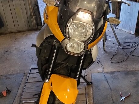 2012 Kawasaki Versys 650, жёлтый, 490000 рублей, вид 4