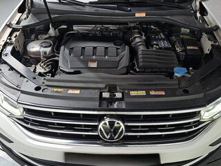 2021 Volkswagen Tiguan II Рестайлинг, белый, 2750000 рублей, вид 5