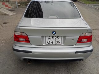2002 BMW 5 серии 525i IV (E39) Рестайлинг, серебристый, 1300000 рублей, вид 2