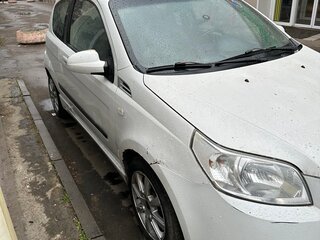 2008 Chevrolet Aveo I Рестайлинг, белый, 275000 рублей, вид 1
