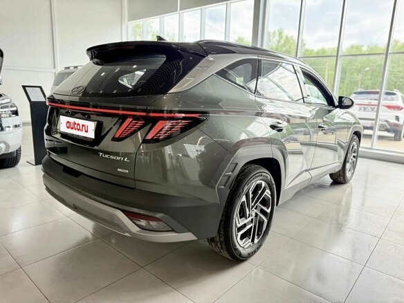 2026 Hyundai Tucson L IV Рестайлинг, серый, 4490000 рублей - вид 3