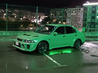 2001 Mitsubishi Mirage V, зелёный, 375000 рублей, вид 1