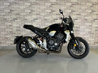 2018 Honda CB 1000R, чёрный, 878000 рублей, вид 1