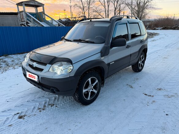2014 Chevrolet Niva I Рестайлинг, серебристый, 550000 рублей