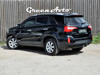 2013 Kia Sorento II Рестайлинг, чёрный, 1820000 рублей, вид 3