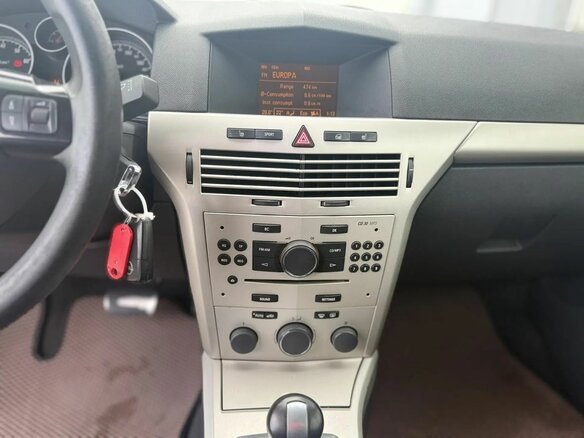 2007 Opel Astra GTC H Рестайлинг, бежевый - вид 14