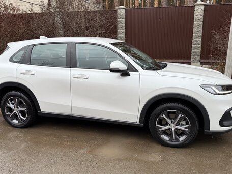 2023 Honda ZR-V, белый, 2800000 рублей, вид 4
